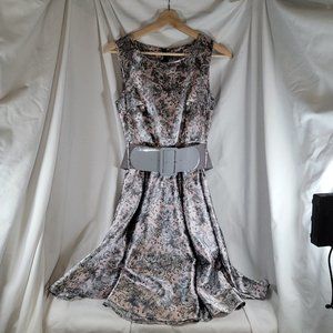 Fervente Party Dress - NWOT - Size 4 - Satin - Pink and Silver